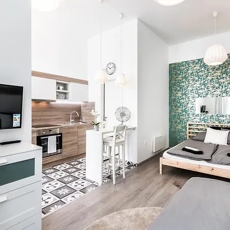 D Code Downtown Apartment *